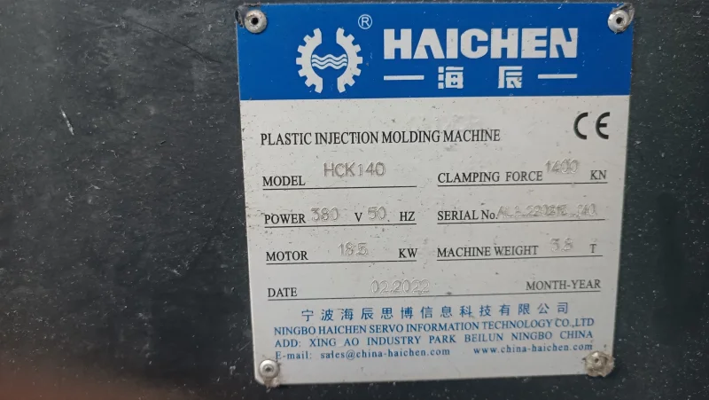 2022 MODEL HAİCHEN MARKA 140 TONLUK ENJEKSİYEN MAKİNASI